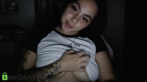 paula_torrez online show from February 22, 4:40 am