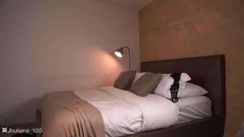 Paula online show from February 11, 3:50 am