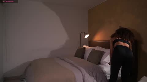 Paula online show from March 7, 8:55 pm