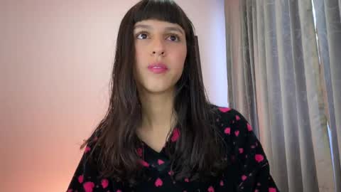 Snapshot of paulainblue chatting on May 14, 10:16 pm online show from May 14, 10:16 pm