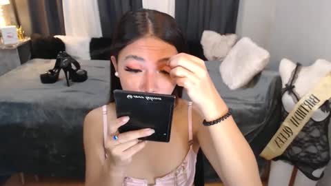 paulalawman online show from December 20, 11:34 pm