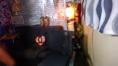 Snapshot of paulaontop chatting on January 6, 12:13 pm paulaontop online show from January 6, 12:13 pm