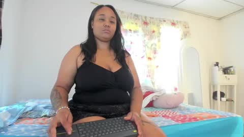 Snapshot of paulastone24 chatting on January 16, 1:26 pm paulastone24 online show from January 16, 1:26 pm