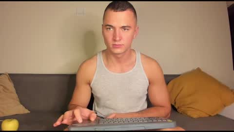 paulblack021 online show from November 24, 10:53 pm