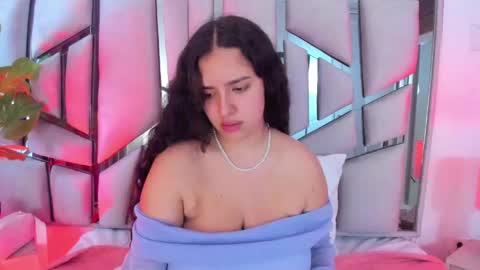 Snapshot of paulette_dupont_ chatting on September 22, 8:33 pm paulette_dupont_ online show from September 22, 8:33 pm