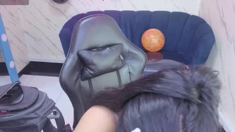 Live 800am 200pm COLOMBIAN HOUR online show from October 30, 1:12 pm