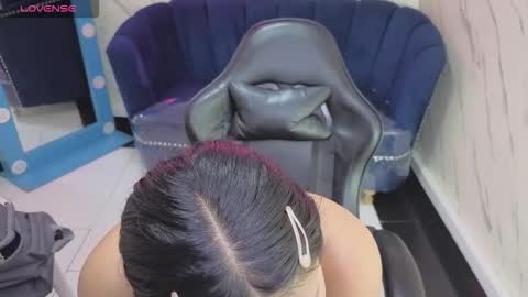 Live 800am 200pm COLOMBIAN HOUR online show from November 25, 1:11 pm