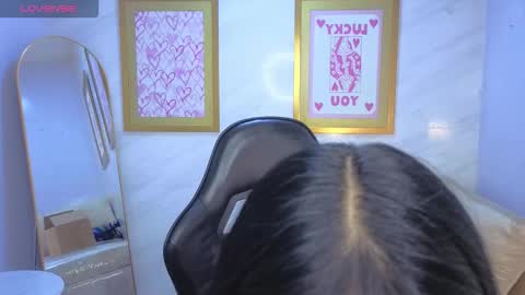 Live 800am 200pm COLOMBIAN HOUR online show from March 20, 1:05 pm