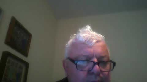 Snapshot of paulgn365 chatting on October 4, 8:23 am paulgn365 online show from October 4, 8:23 am