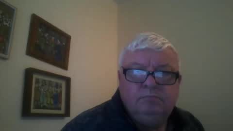 Snapshot of paulgn365 chatting on October 19, 8:37 am paulgn365 online show from October 19, 8:37 am