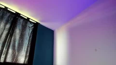 Paulina online show from November 18, 2:43 pm