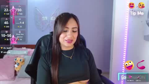 paulina online show from December 23, 3:23 pm