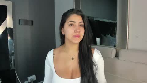 Paulina online show from April 16, 11:55 am