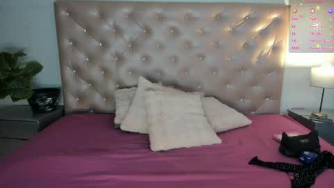 PaulinaSaennz online show from April 15, 12:34 pm