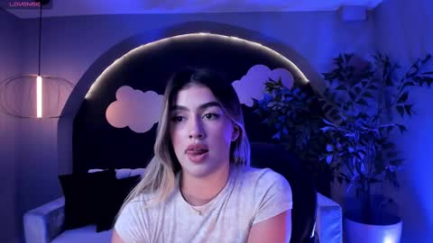 Snapshot of paulinasantosx chatting on March 1, 6:54 pm Paulina Santos online show from March 1, 6:54 pm