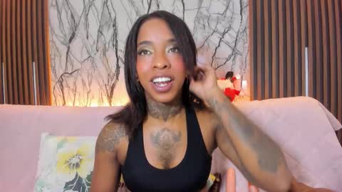 Pauline online show from December 17, 2:50 am