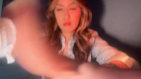 Snapshot of paulmagpali chatting on April 4, 9:18 am Kate3 online show from April 4, 9:18 am