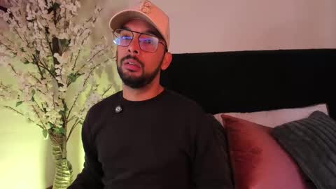 Snapshot of paulodasilva_ chatting on March 25, 12:11 pm Paulo Da Silva online show from March 25, 12:11 pm