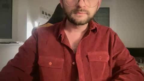 love bush online show from April 3, 8:07 pm