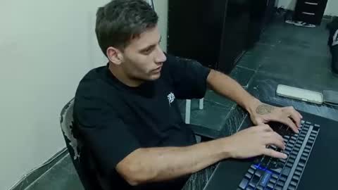 PauRosa online show from October 16, 2:12 am