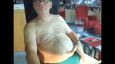 Pavlov aka Peter online show from December 2, 9:35 am