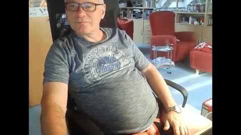 Pavlov aka Peter online show from November 14, 7:51 am