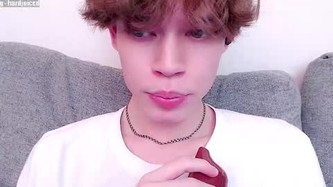 pawclaw online show from December 13, 9:09 pm