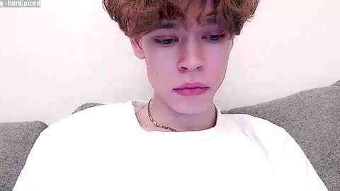 pawclaw online show from December 16, 8:47 pm