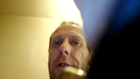 Snapshot of pawel1984wegrzyn42 chatting on May 17, 2:09 am Pawel42POLAND online show from May 17, 2:09 am