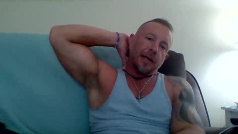 paytondaniel44 online show from April 17, 6:55 pm