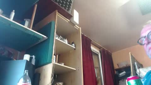 pc8474408 online show from March 17, 7:28 pm