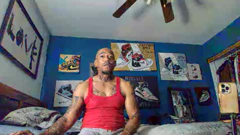 Snapshot of pcuddy3 chatting on November 9, 6:17 pm Phenomenal online show from November 9, 6:17 pm