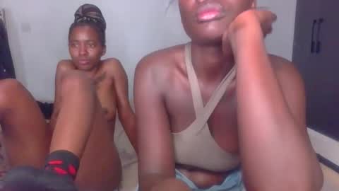 peach_ebonny online show from April 23, 3:08 am