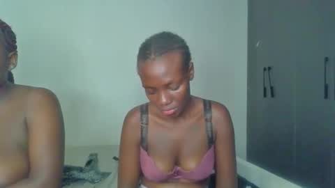 peach_ebonny online show from May 9, 1:49 pm