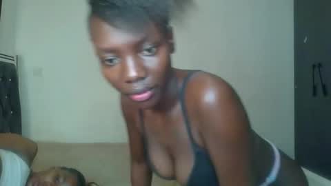 peach_ebonny online show from May 19, 6:47 pm