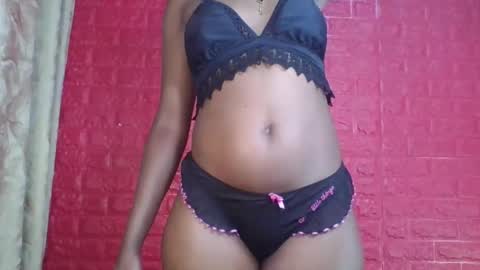 peach_melbah online show from April 10, 8:24 pm