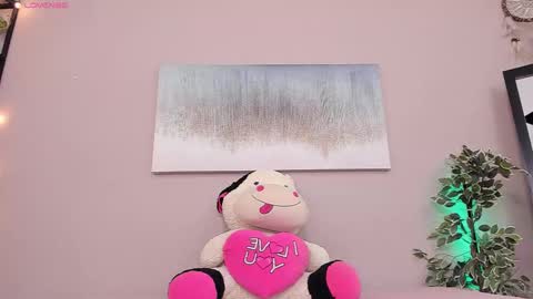 Snapshot of peachbrii chatting on February 1, 12:26 pm Briana online show from February 1, 12:26 pm