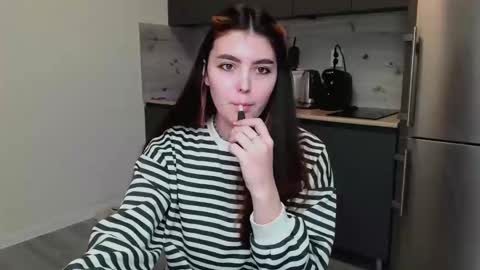 Peachy online show from February 18, 9:20 pm