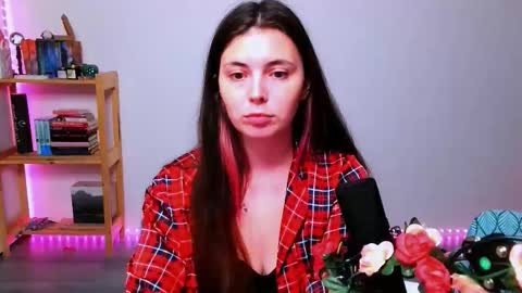 Peachy online show from September 24, 9:40 pm