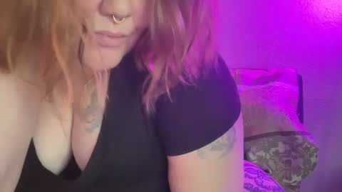 Peachy Nessa online show from September 9, 12:21 am