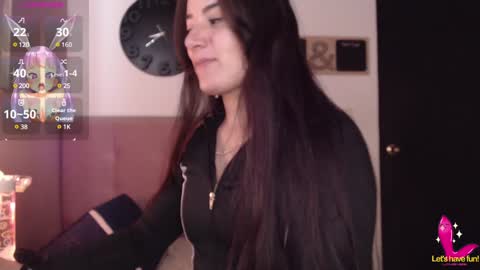 Pearl online show from December 13, 8:58 pm