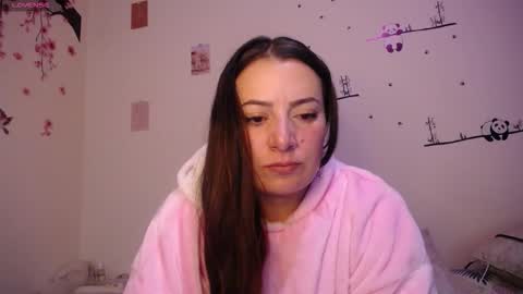 Pearl online show from November 27, 4:25 am