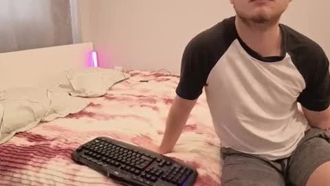 Rina and Max online show from February 8, 9:02 am