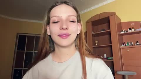 Zlata online show from June 15, 5:26 pm