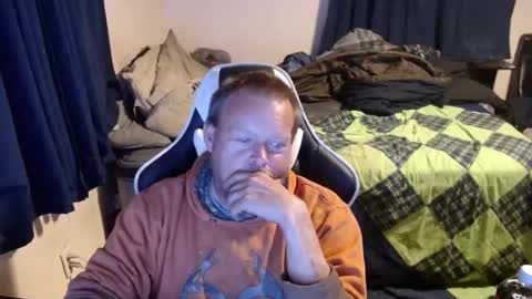 pecker40 online show from December 7, 2:42 am