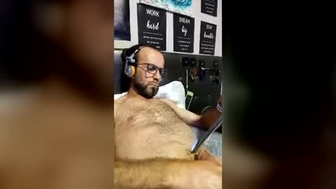 Snapshot of pedrocoelhopio chatting on July 11, 10:00 pm pedrocoelhopio online show from July 11, 10:00 pm