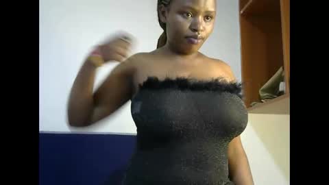 Snapshot of peekyshams chatting on February 27, 3:15 pm peekyshams online show from February 27, 3:15 pm