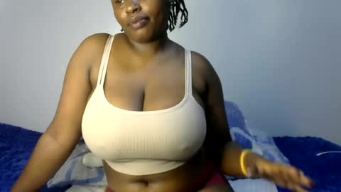 Snapshot of peekyshams chatting on June 20, 6:49 am peekyshams online show from June 20, 6:49 am