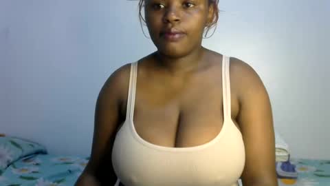 Snapshot of peekyshams chatting on July 22, 4:59 am peekyshams online show from July 22, 4:59 am