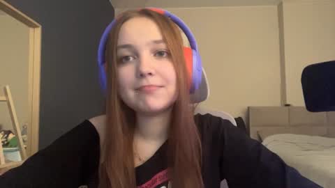 Luna Vale online show from June 13, 4:16 pm